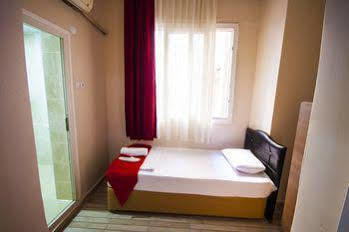 Cicek Palas Otel イズミル エクステリア 写真